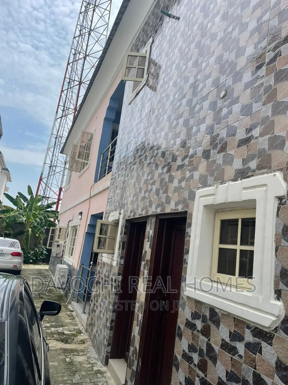 3bdrm Apartment in Chevron Conservation, Lekki for rent