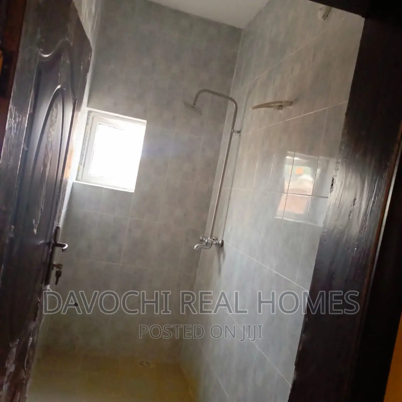 3bdrm Apartment in Ikota Villa Estate, Lekki for rent