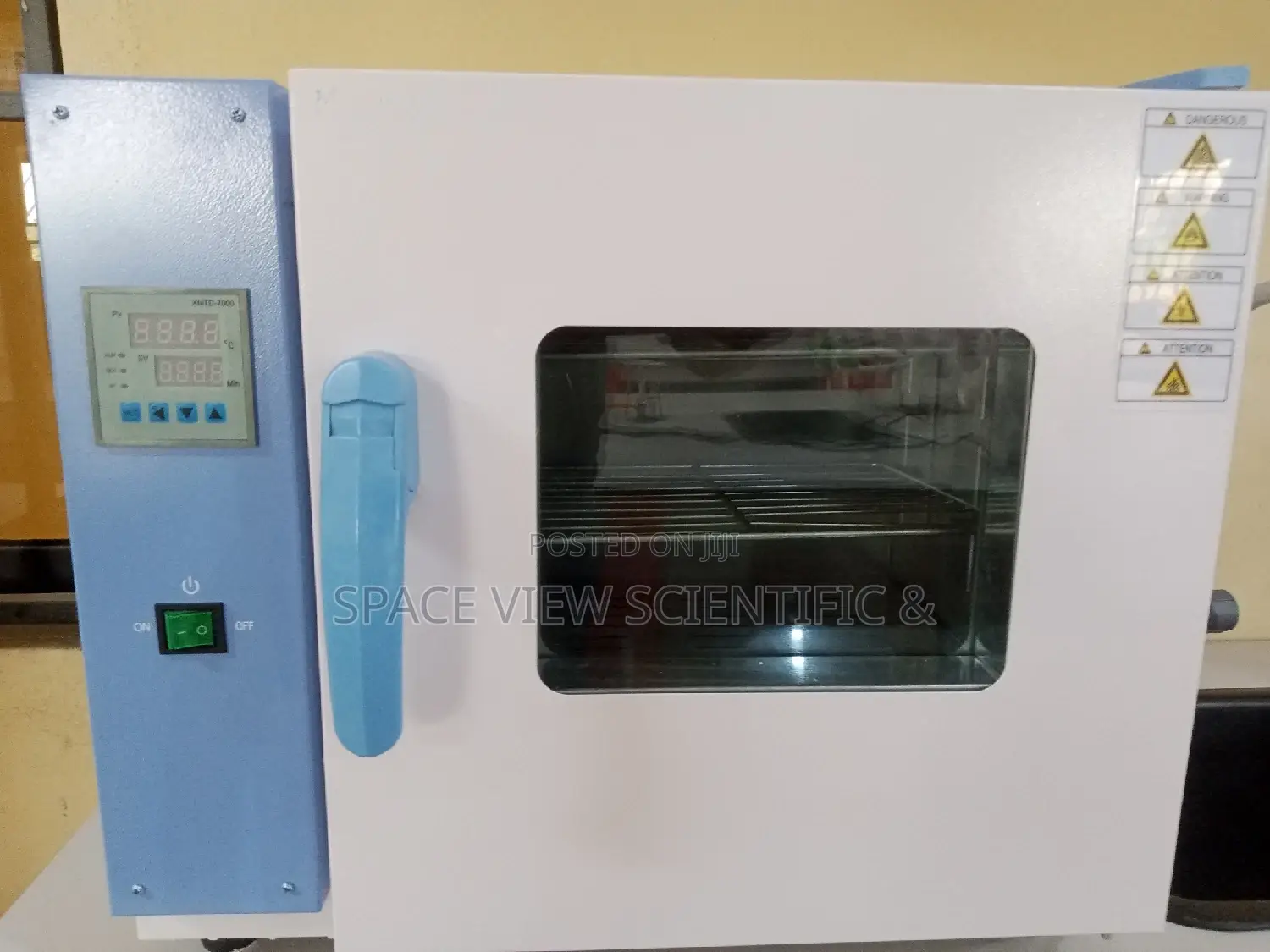 Laboratory Oven