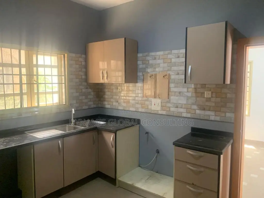 Furnished 2bdrm Apartment in Magodo Phase 2 for rent