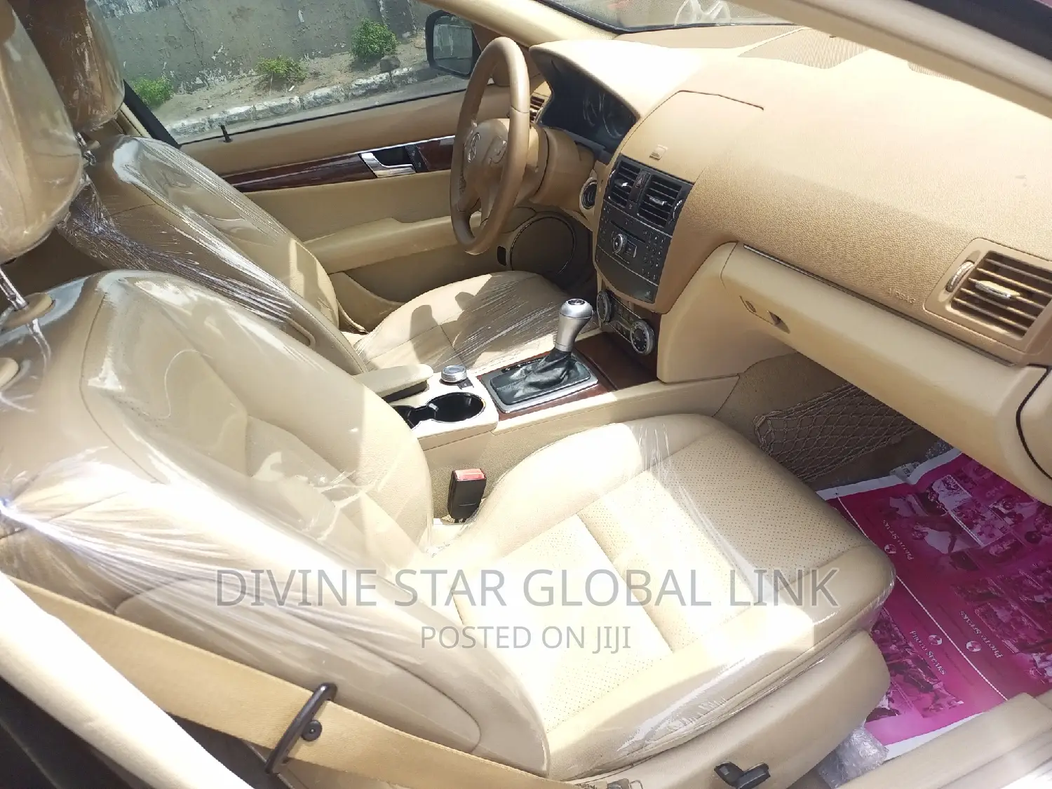 Mercedes-Benz C300 2010 Gray