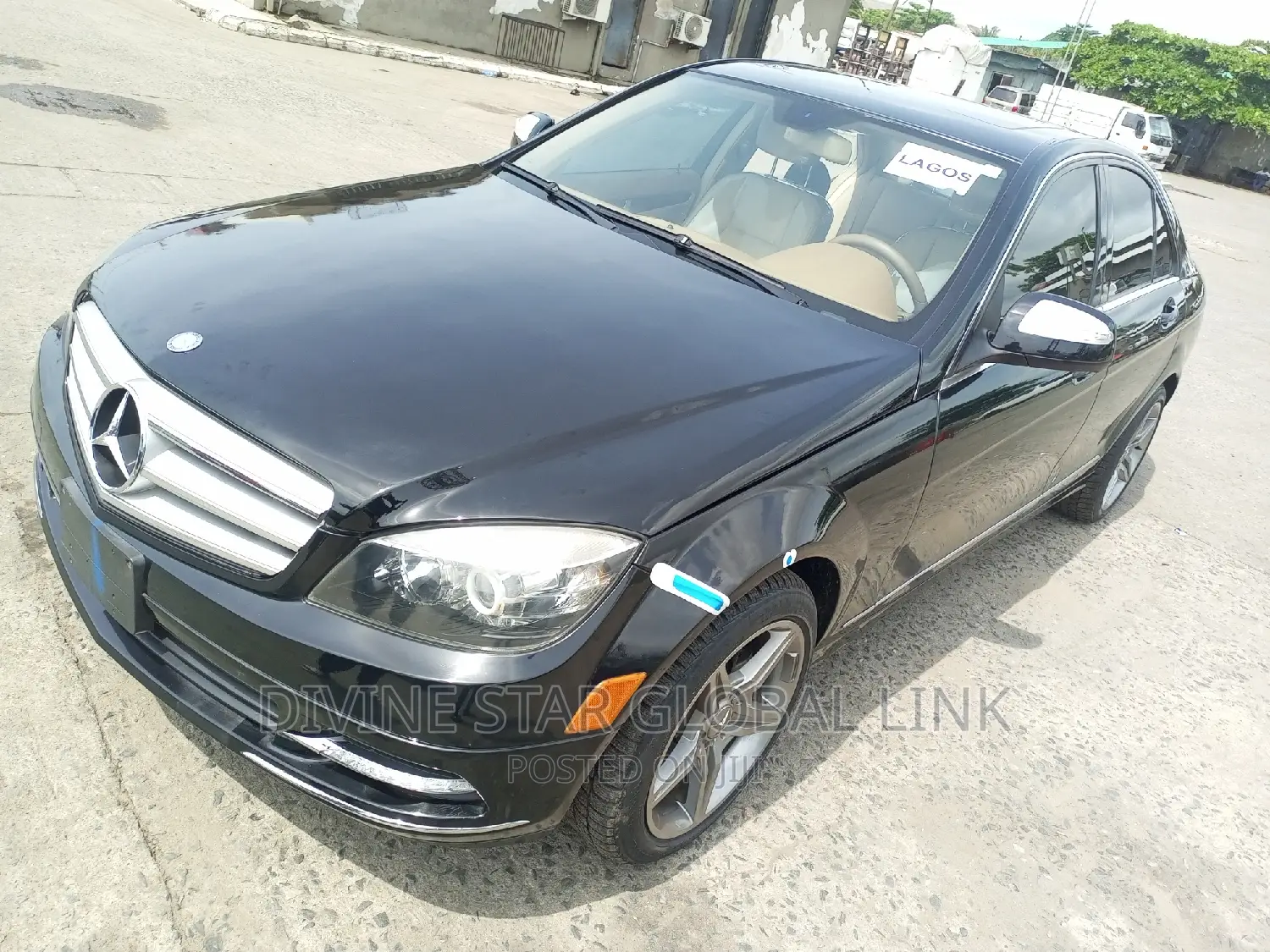 Mercedes-Benz C300 2010 Gray