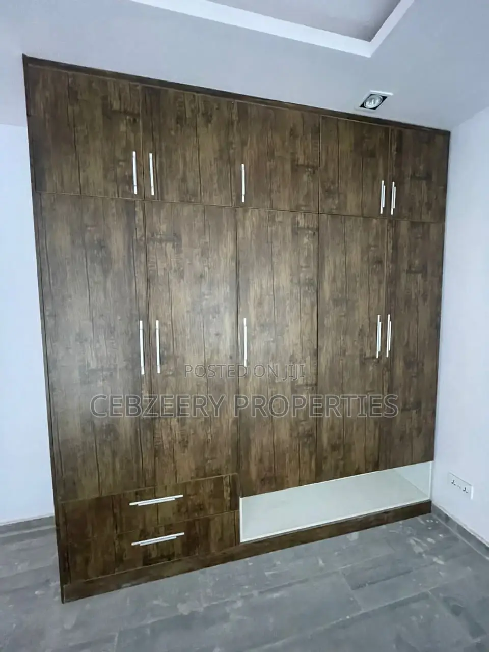 3bdrm Duplex in Ikeja for sale