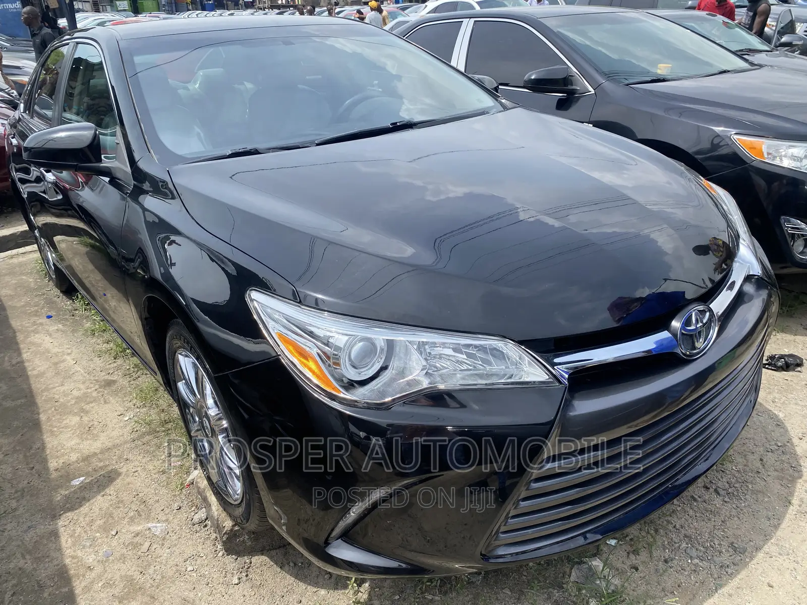 Toyota Camry 2016 Black