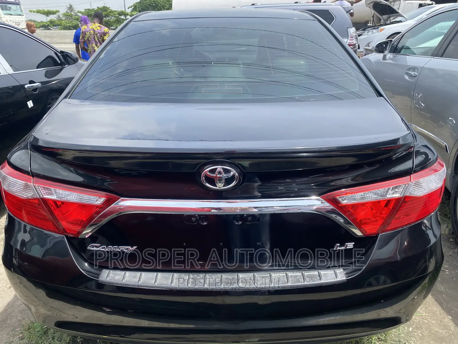Toyota Camry 2016 Black