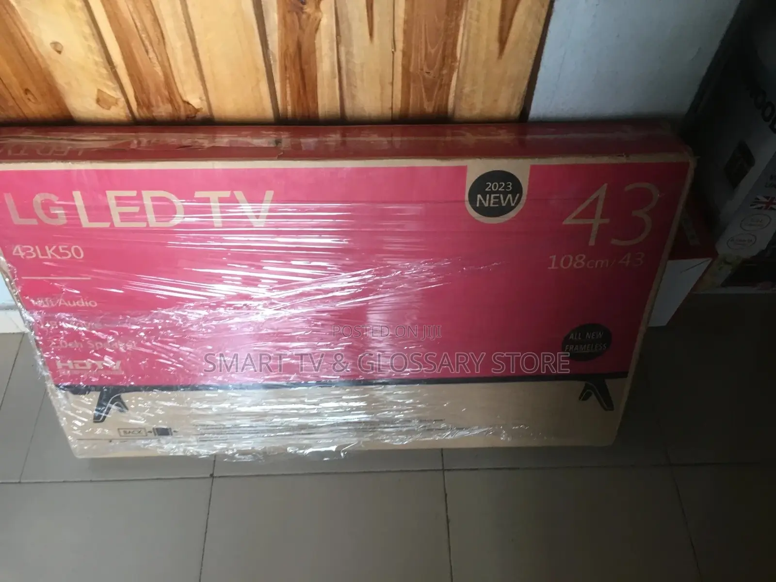 LG 43inches LED Ultra Stadium Surround TV