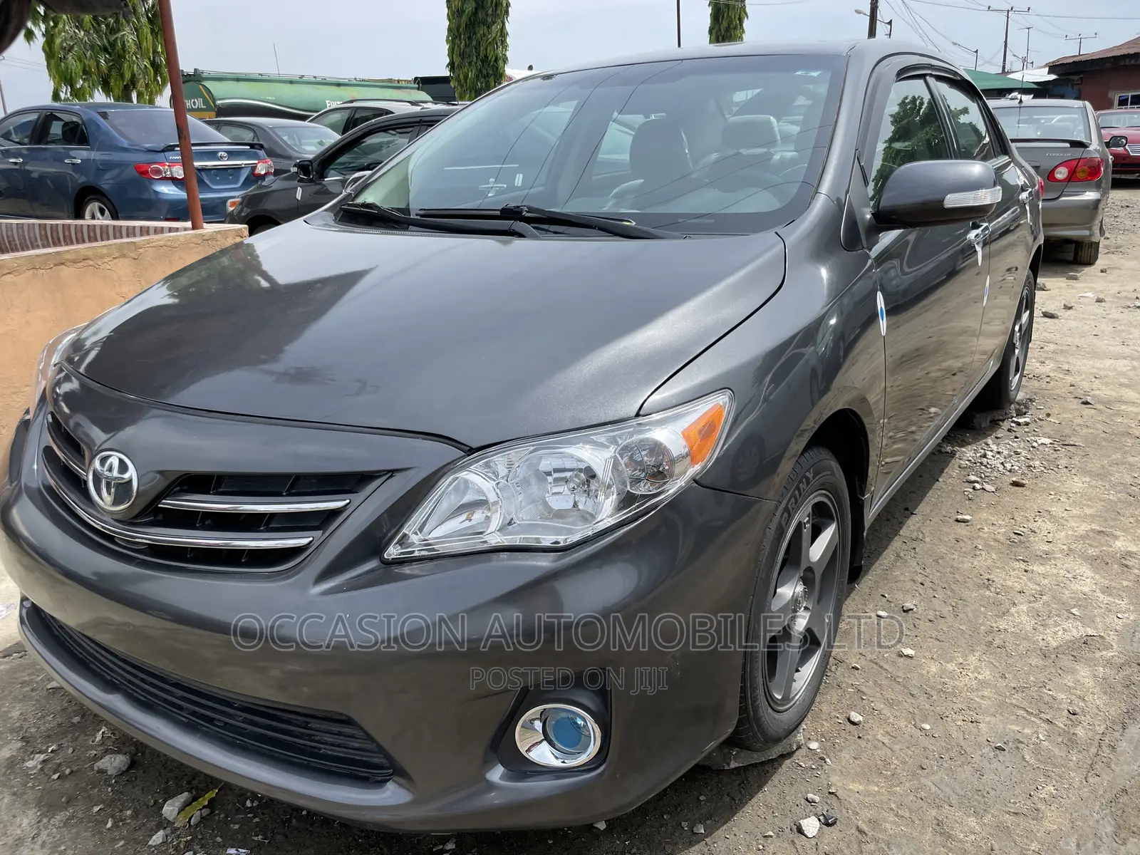 Toyota Corolla LE Special Edition 4dr Sedan (1.8L 4cyl 4A) 2013 Gray