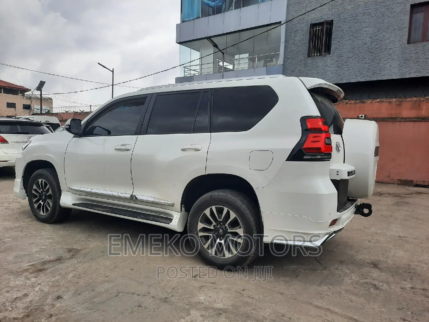 Toyota Land Cruiser Prado 4.0 V6 Dual VVT-i 2016 White