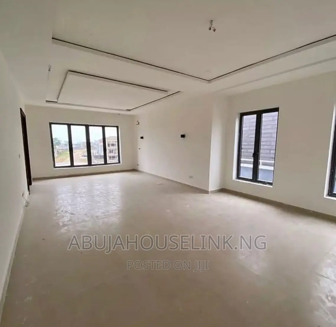 5bdrm Mansion in Wuye Abuja for sale