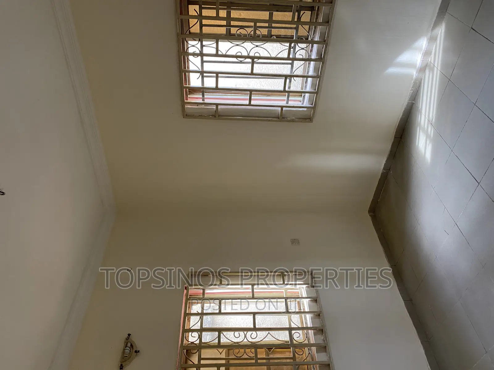 2bdrm Block of Flats in Dawaki for rent