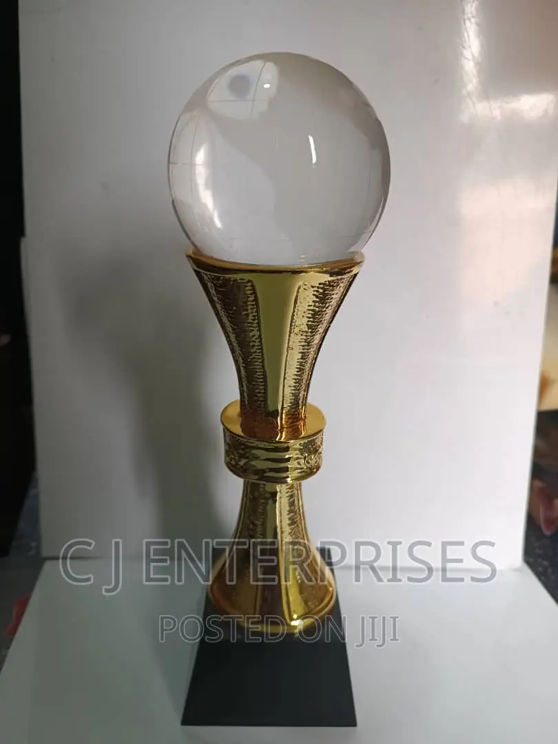 Trophy Award Plaque R667