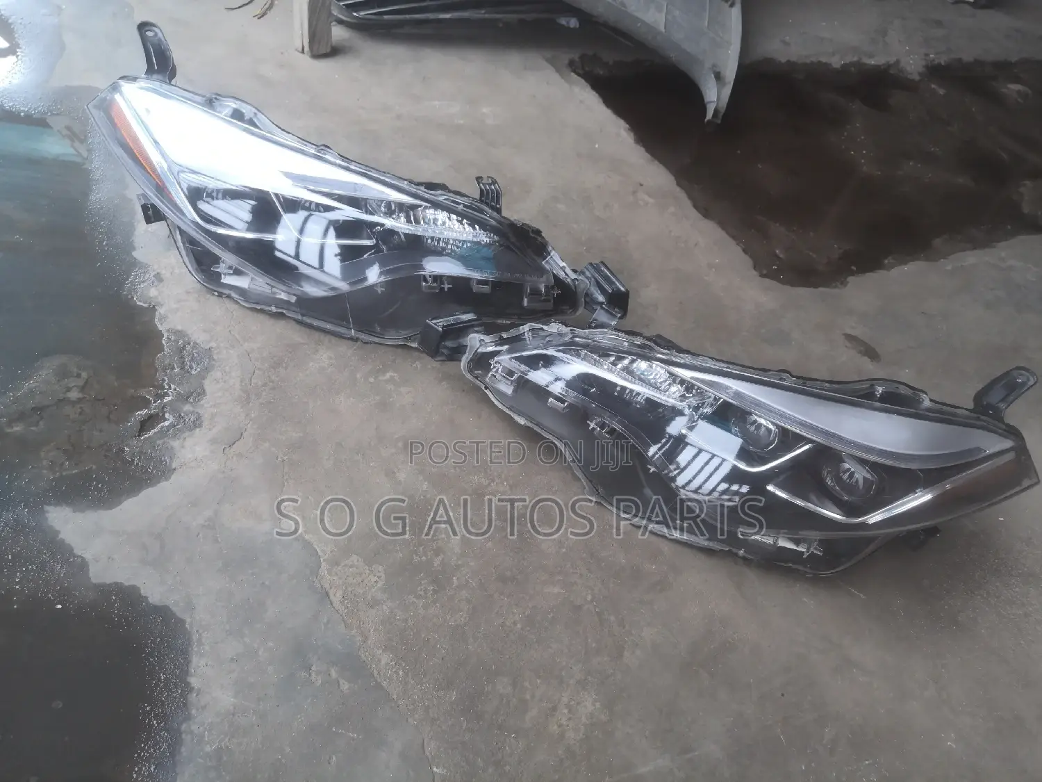 Headlamp Corrola 2018 SE