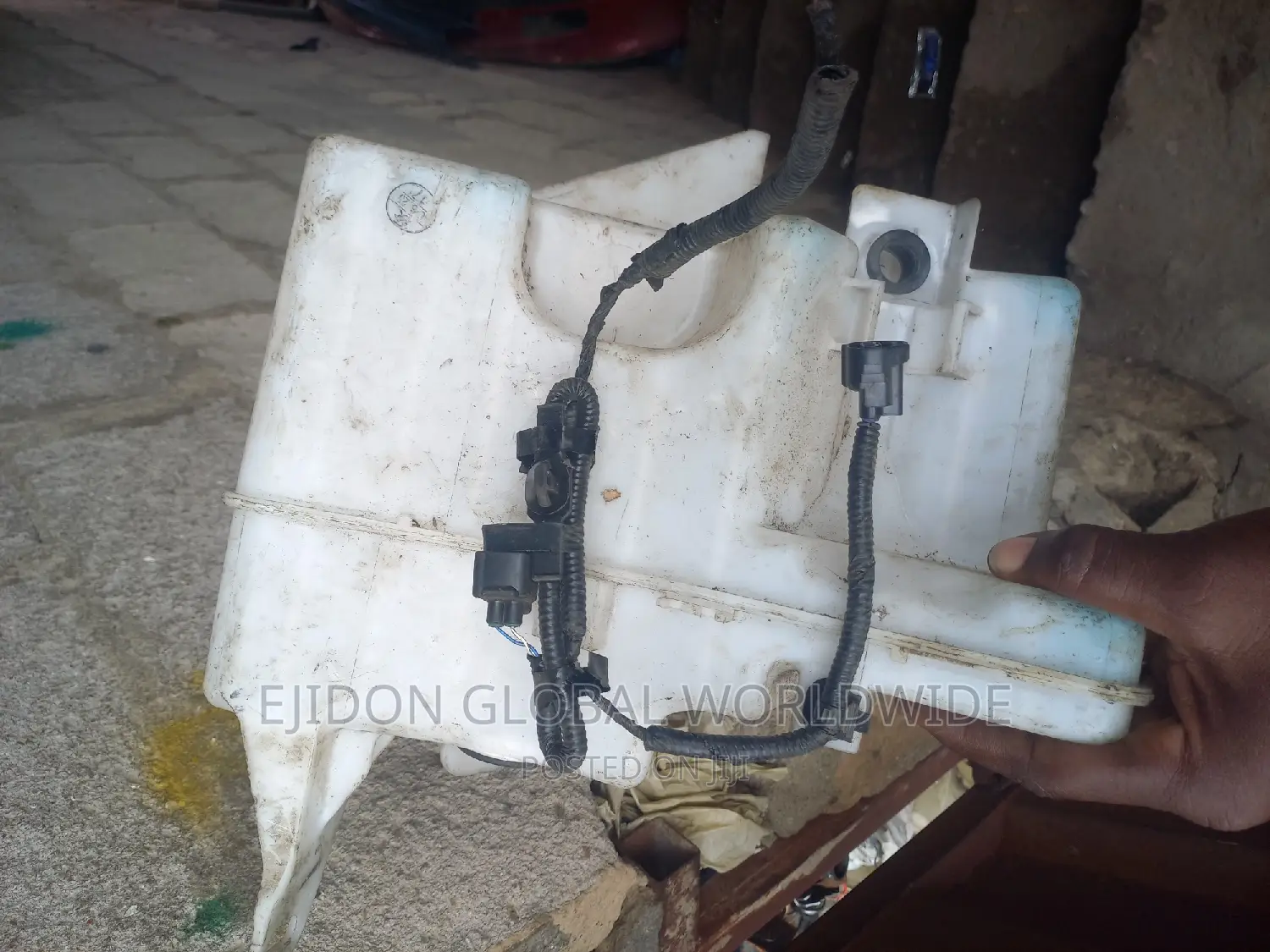 Water Can Lexus Es350 Rx350 Nx300t Gs350 Is250 Lx570 GX460
