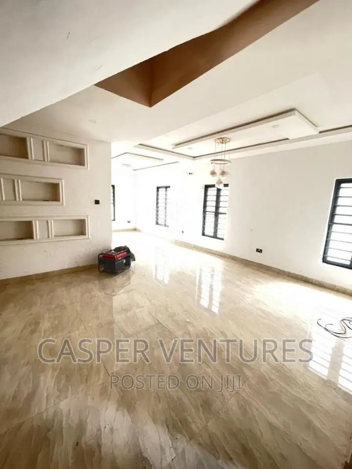 1bdrm Shared Apartment in Ikate for rent