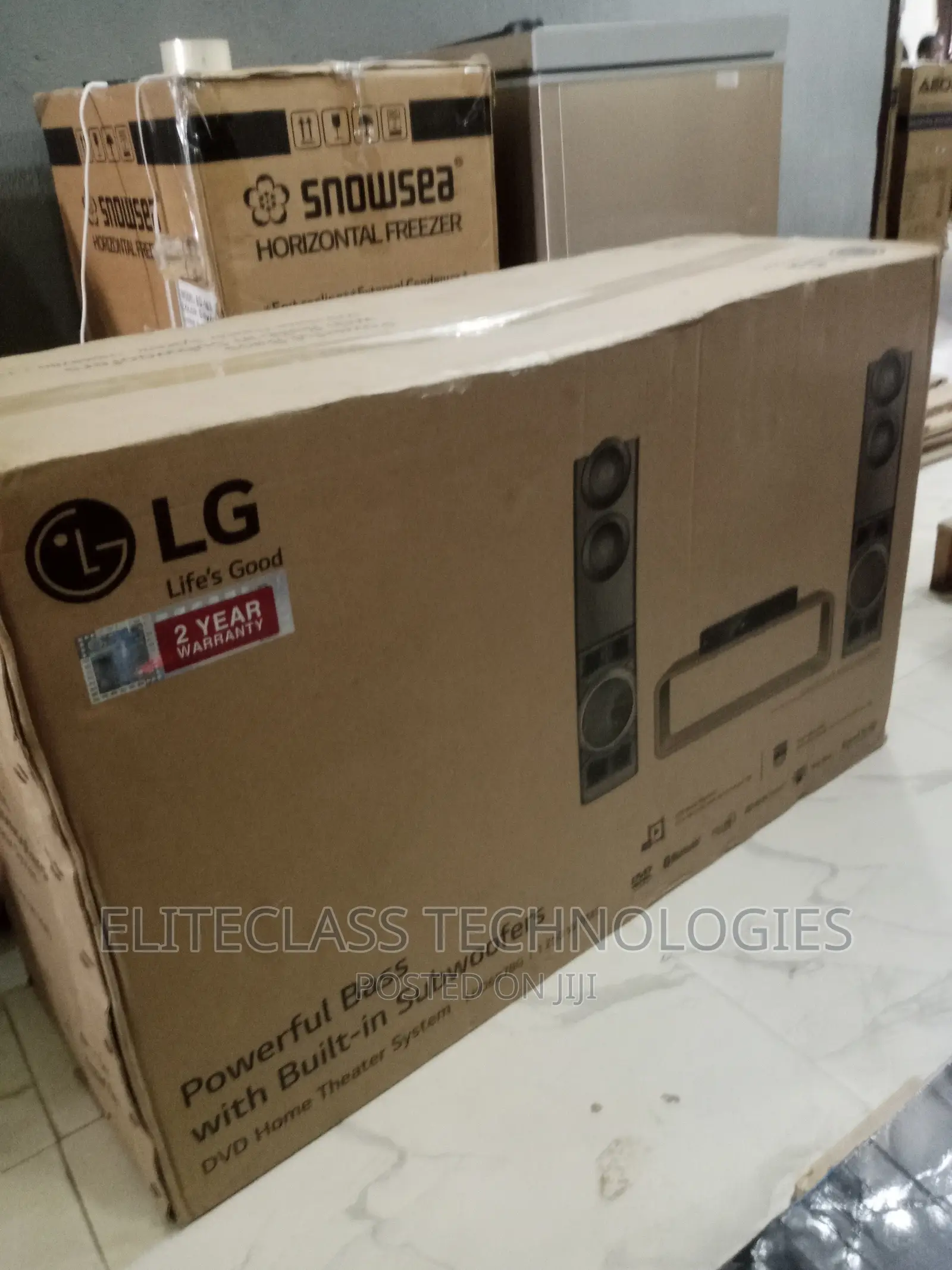 Quality LG DVD Home Theater System LHD687BG (Bluetooth)