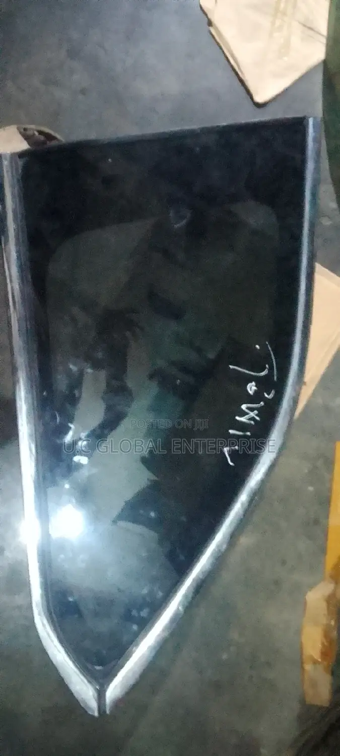 Vent Glass for Toyota Highlander 2015 Available