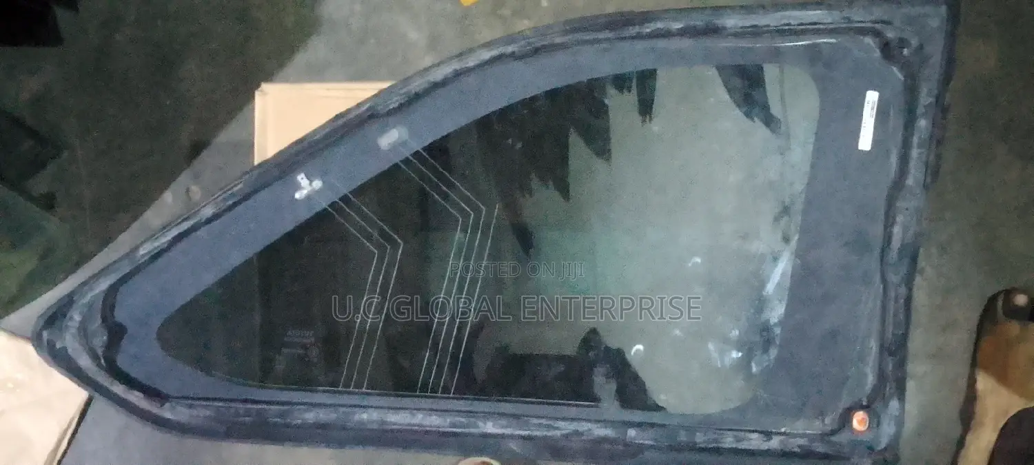 Vent Glass for Toyota Highlander 2015 Available