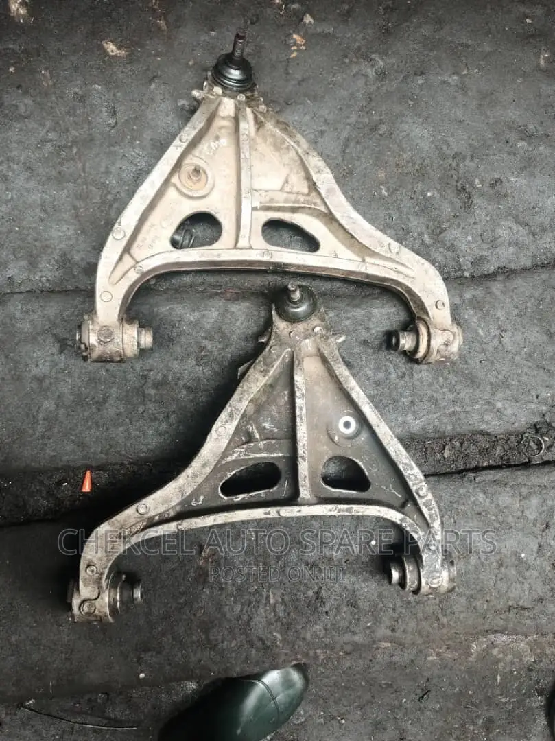 Low Arm Ford F150 2010