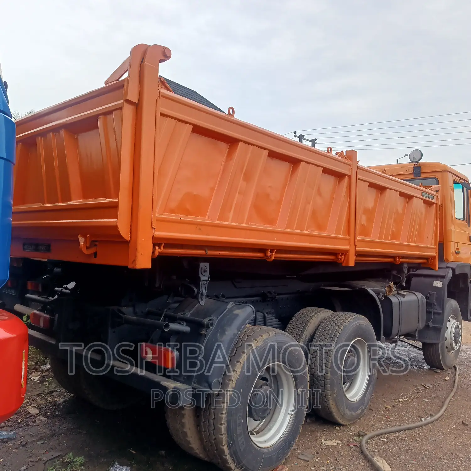 MAN DIESEL 27:372 Yellow