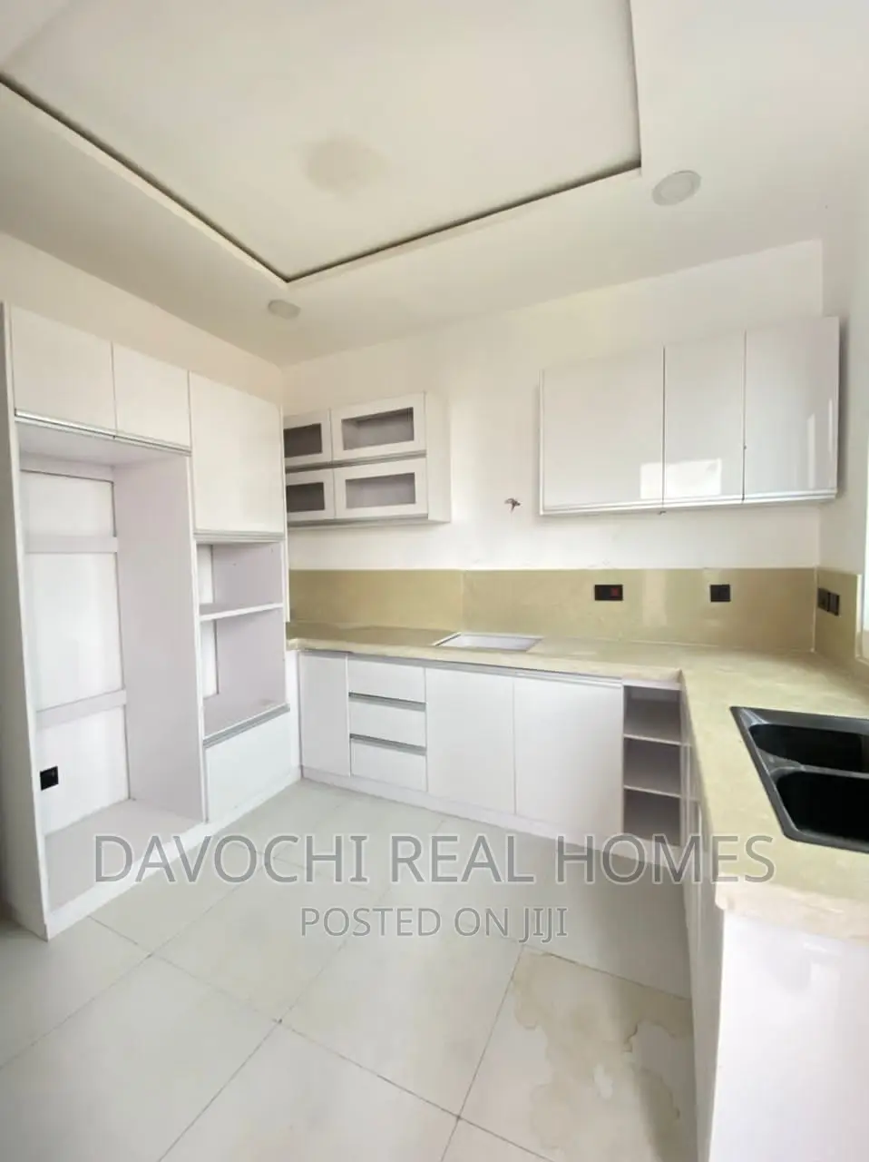 2bdrm Apartment in Ikate, Lekki for rent