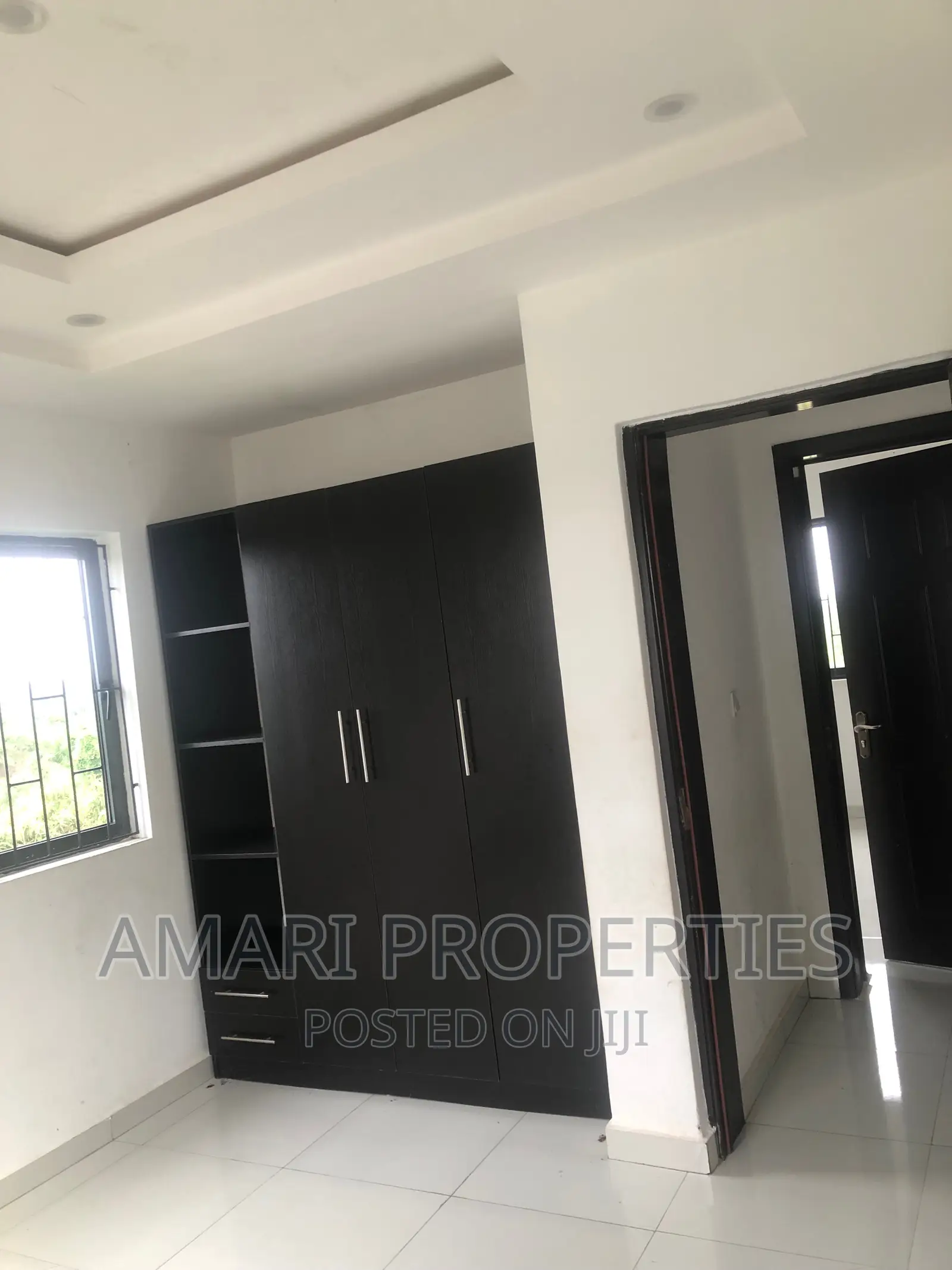 2bdrm Block of Flats in Fara Park 2, Ajah for rent