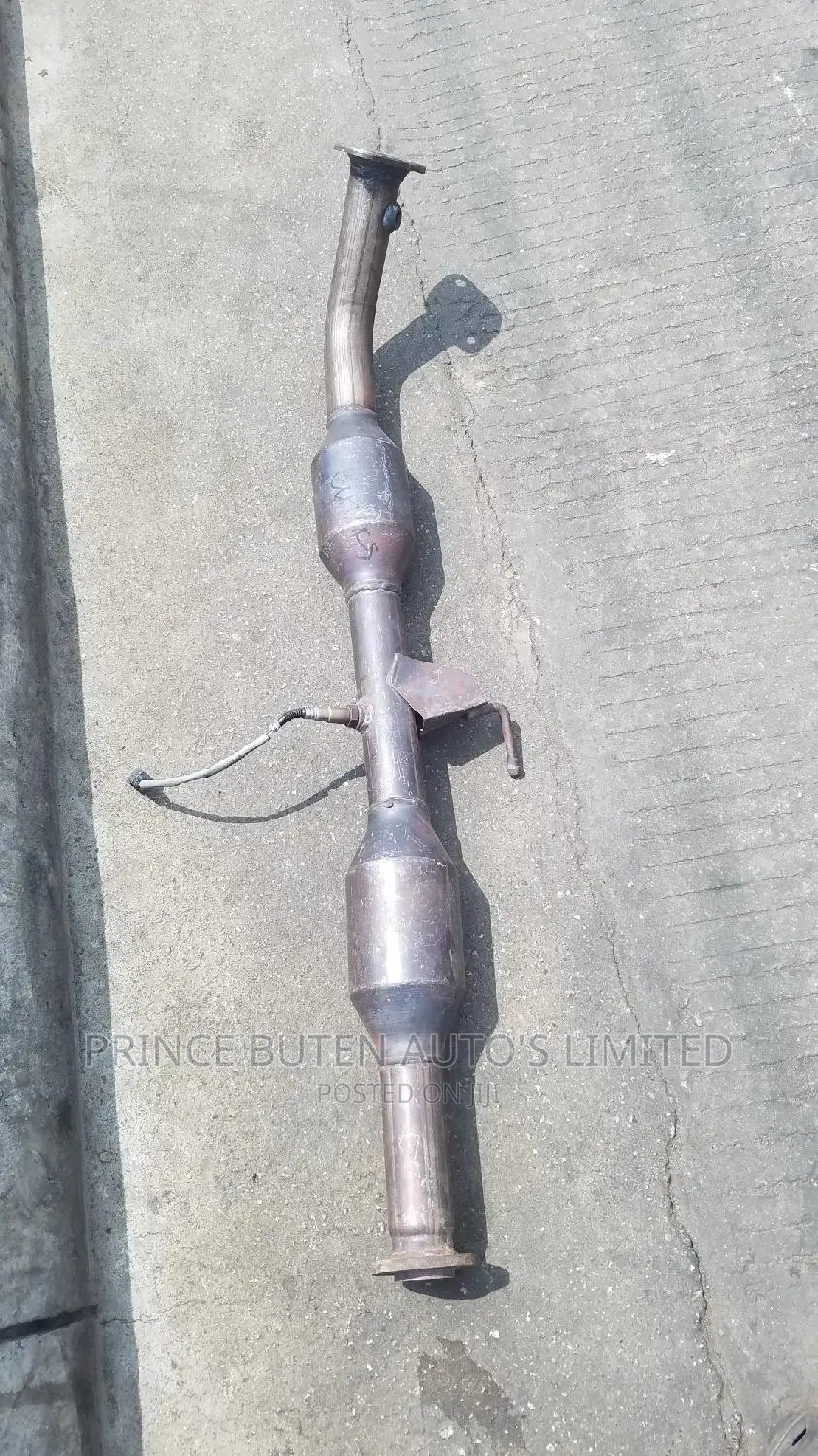 Complete Catalyst 2007 Hilux