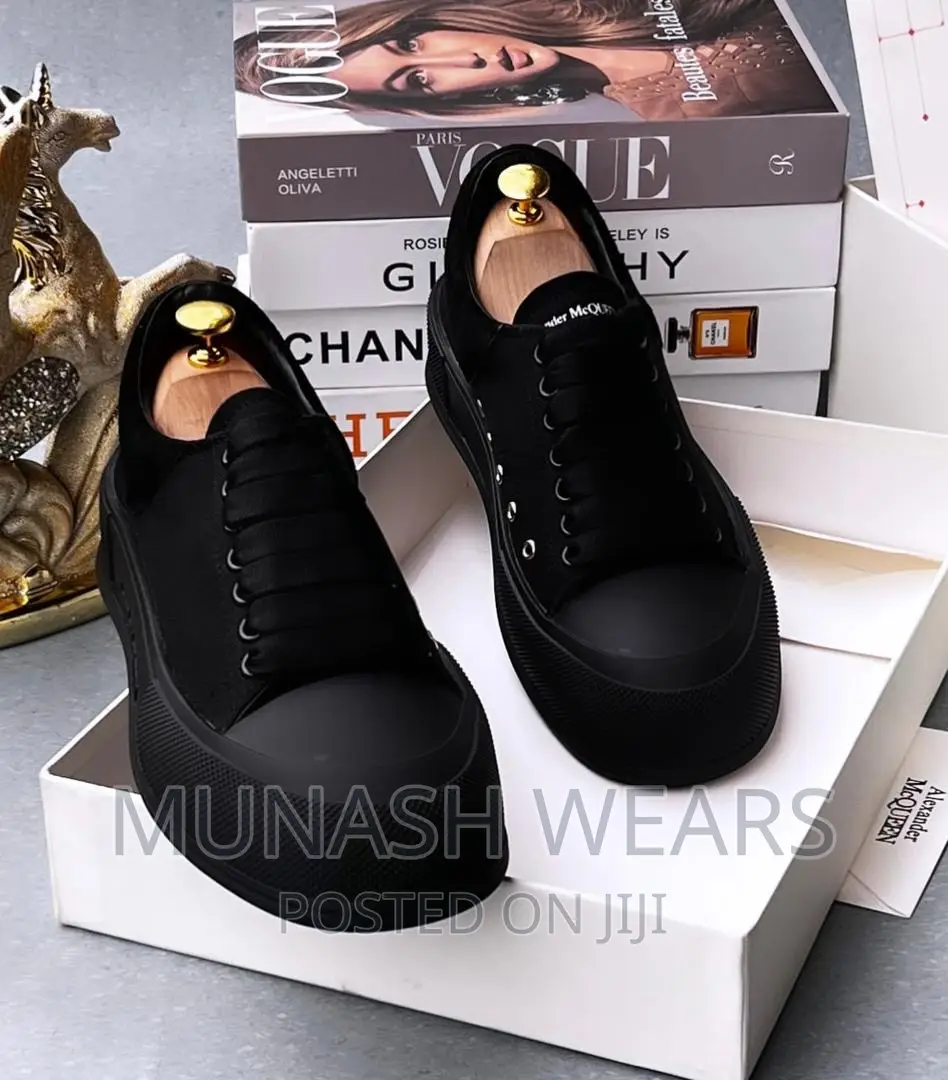 Luxury Alexander McQueen