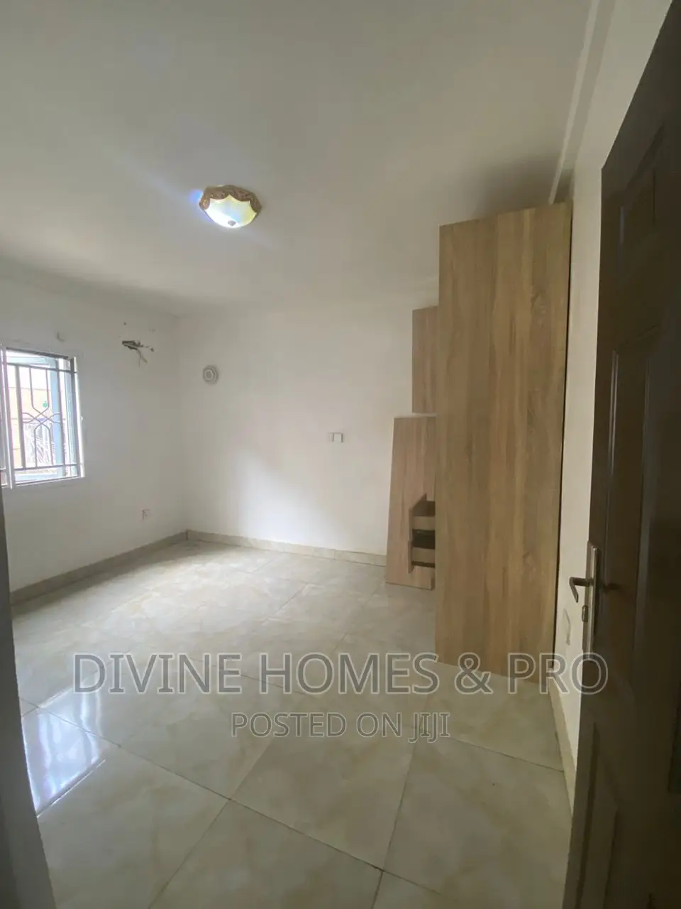3bdrm Block of Flats in Life Camp for sale