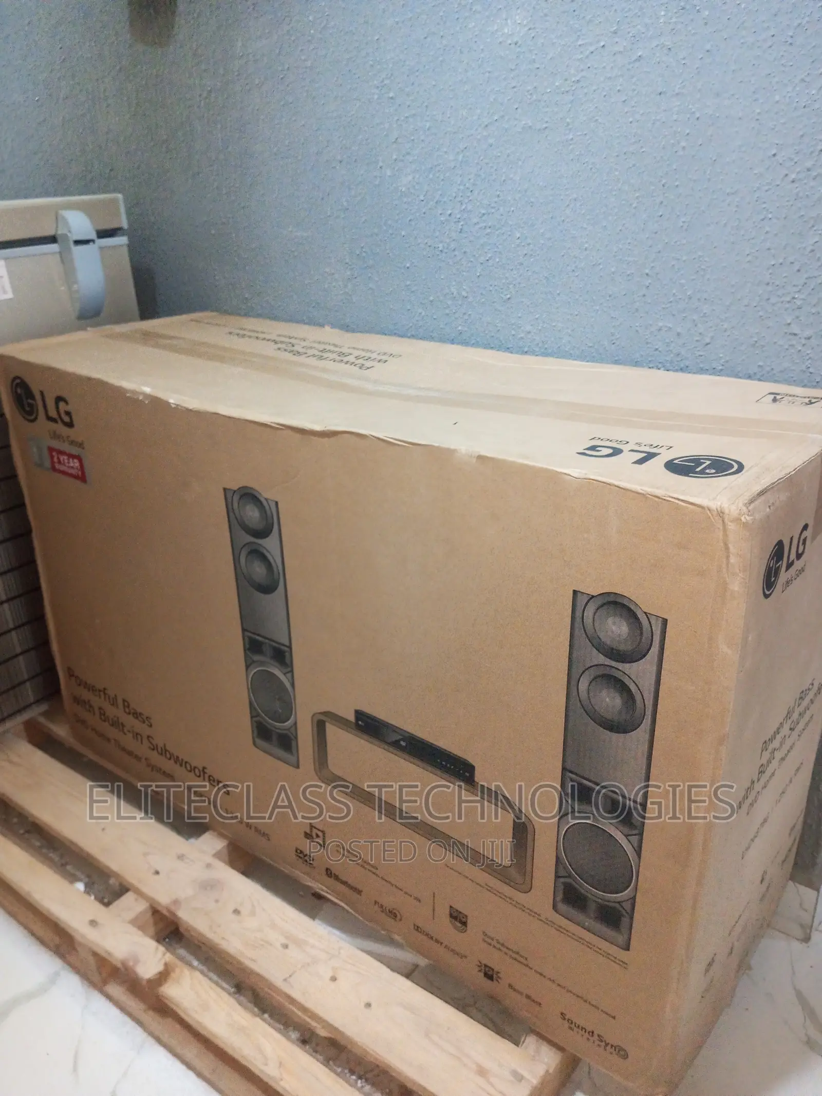 Slim New LG DVD Home Theater System LHD687BG With Bluetooth