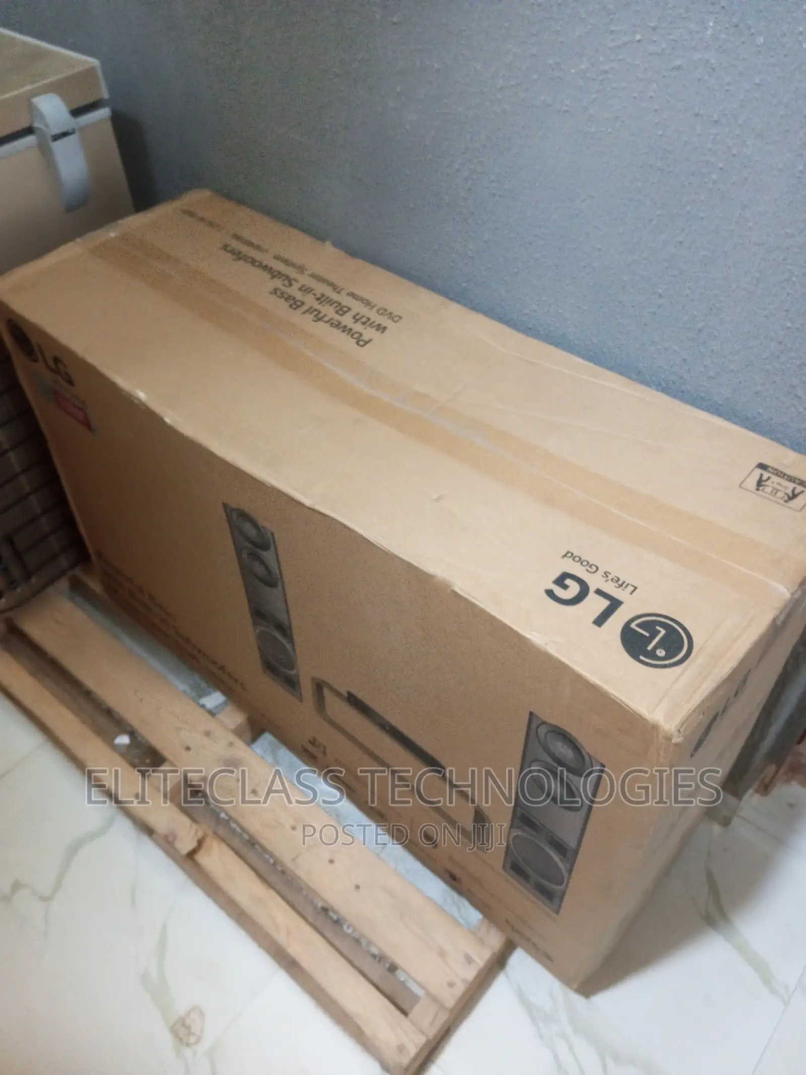 Brand/Durable LG DVD Home Theater System LHD687BG