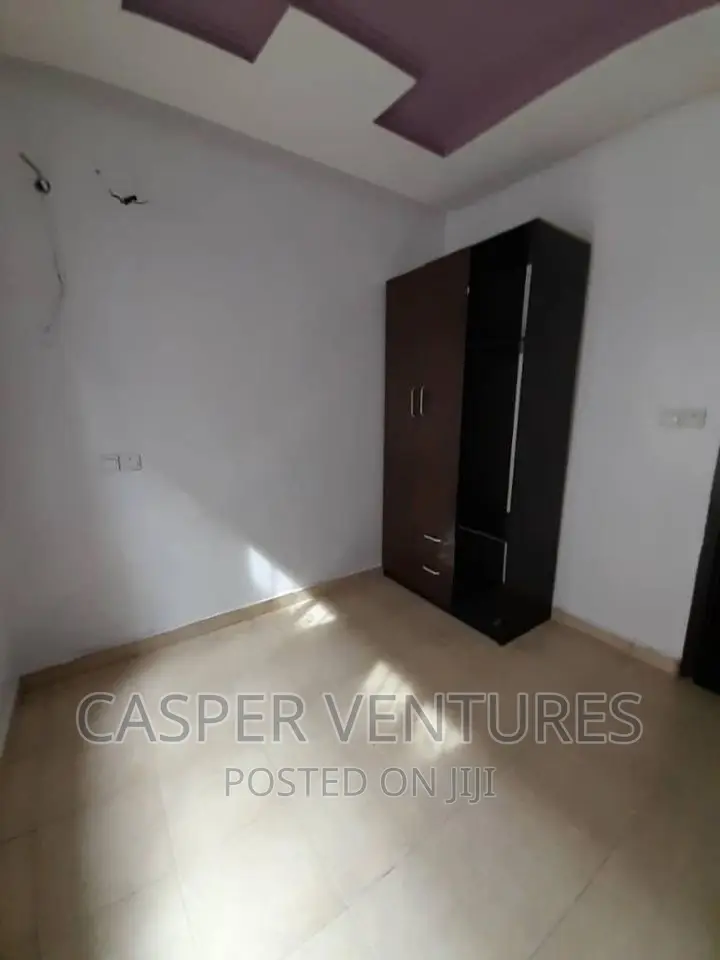 1bdrm Shared Apartment in Spg, Igbo-efon for rent