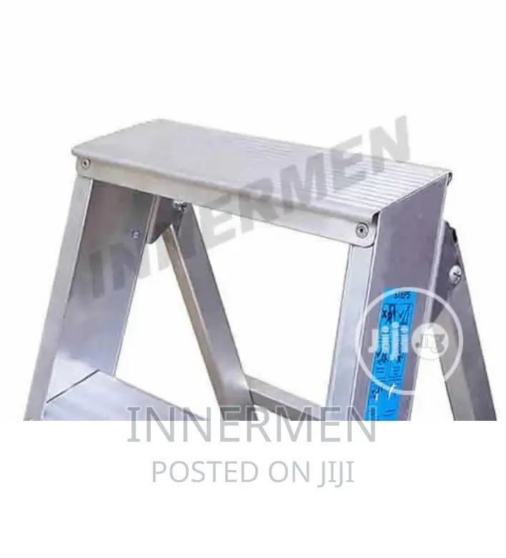 Swingback Platform Step Ladder