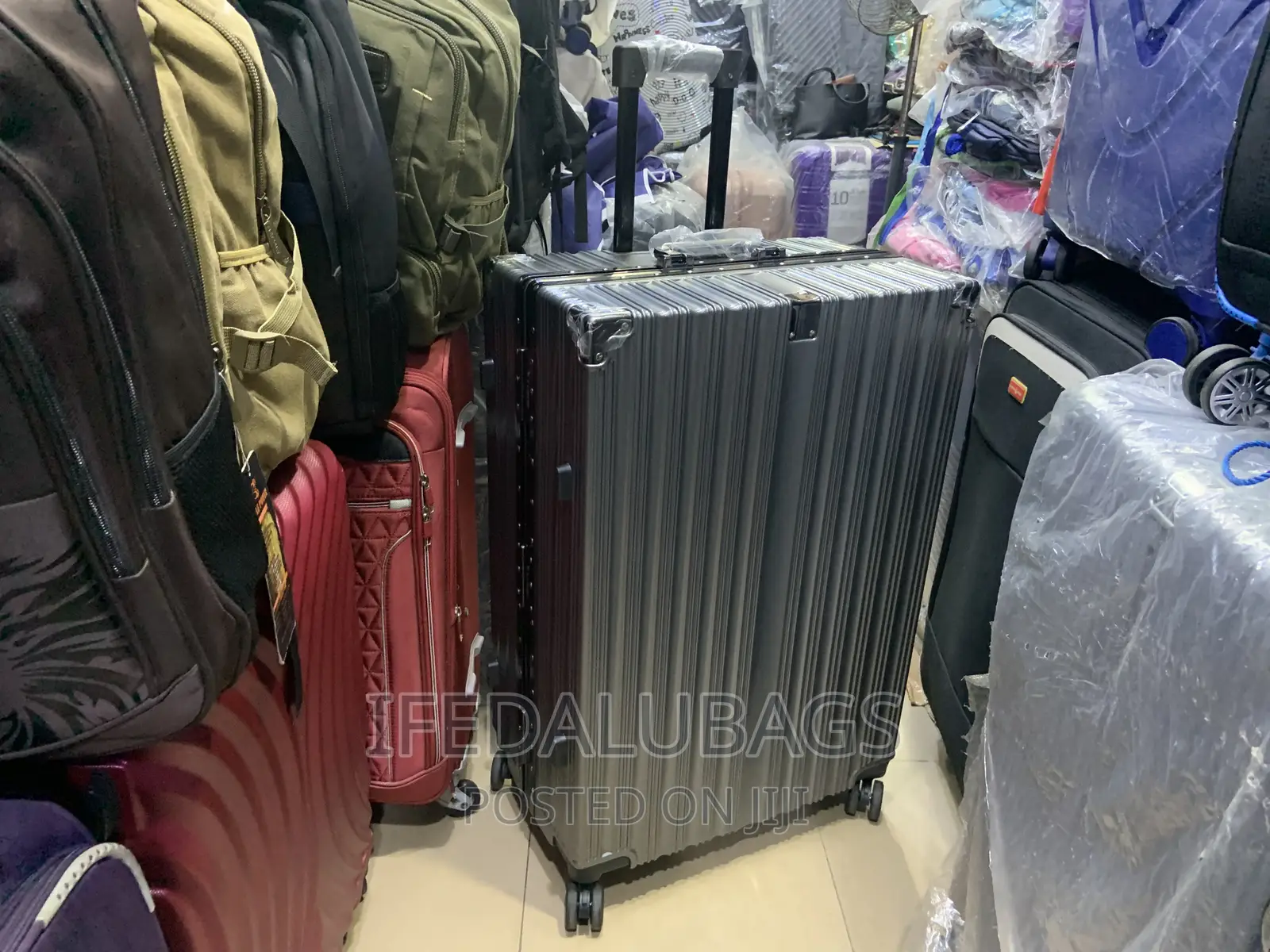 Big Size Quality Imported Aluminuum Frame Travel Luggage