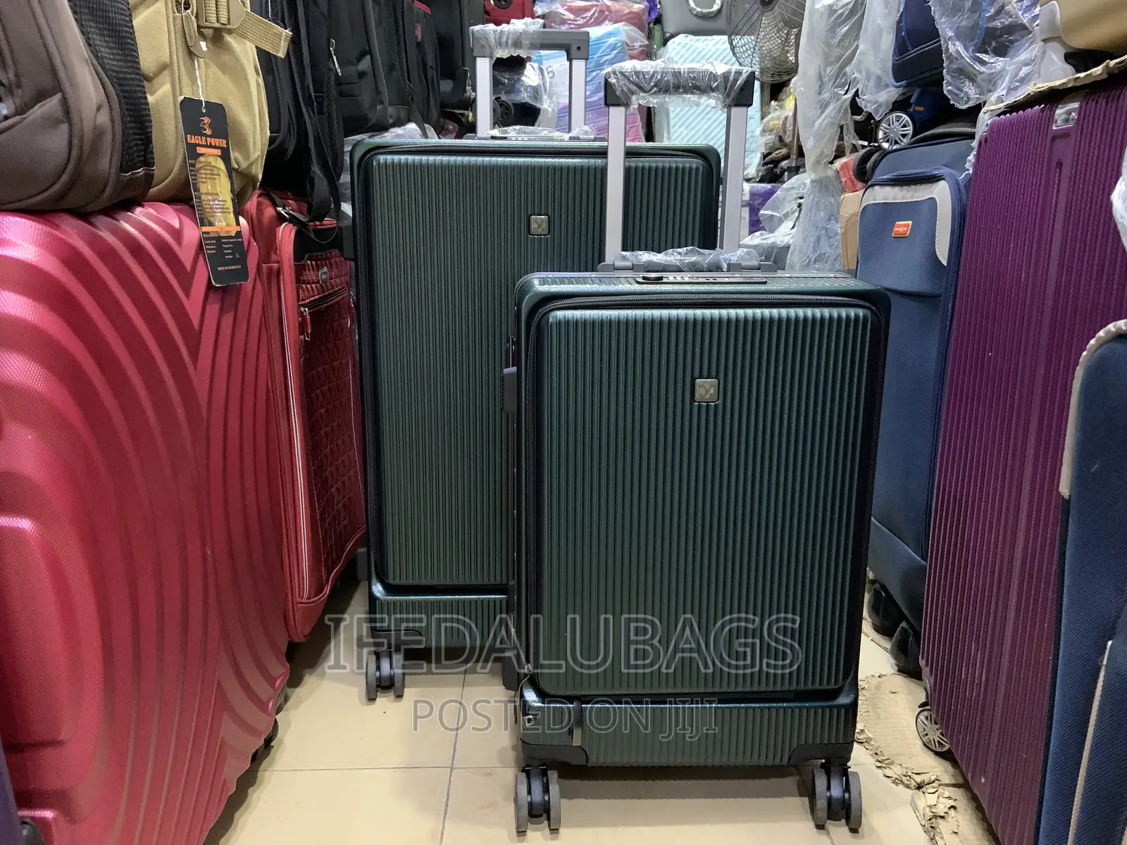Set of Quality Imported Aluminum Frame Travel Box With Usb