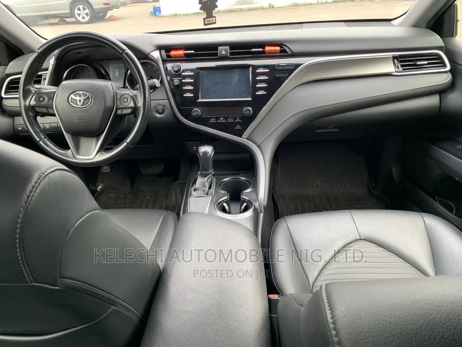 Toyota Camry SE 4dr Sedan (2.5L 4cyl 6A) 2017 Black
