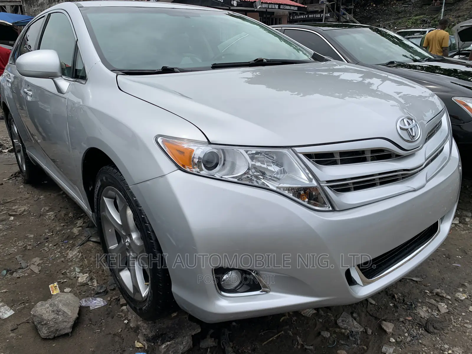 Toyota Venza AWD 2010 Silver