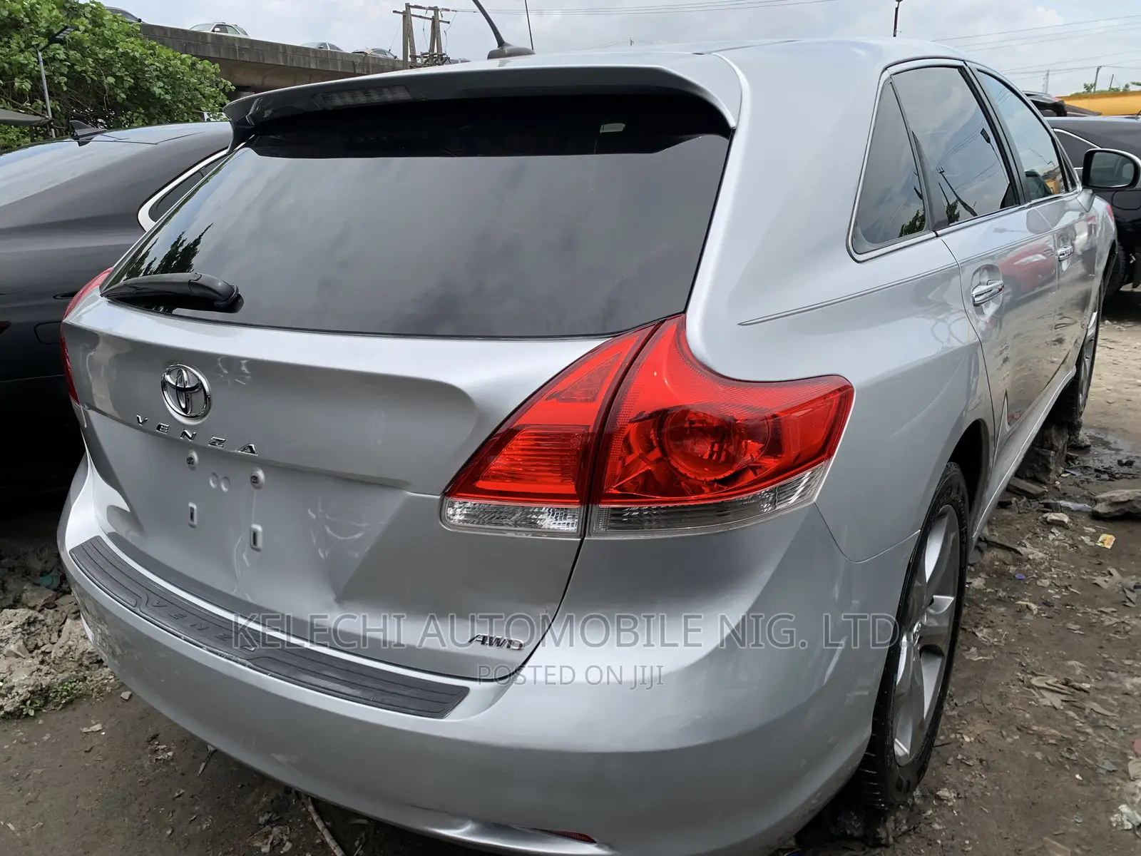 Toyota Venza AWD 2010 Silver