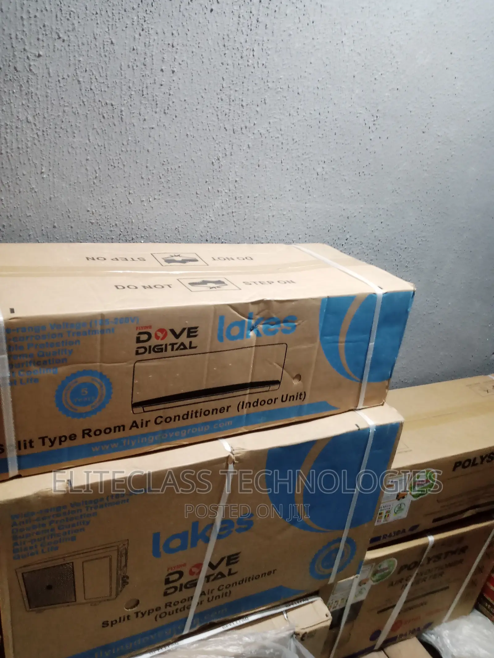 Cooerl Lakes Indoor and Outdoor Air Conditioner {LAKS09AERO}