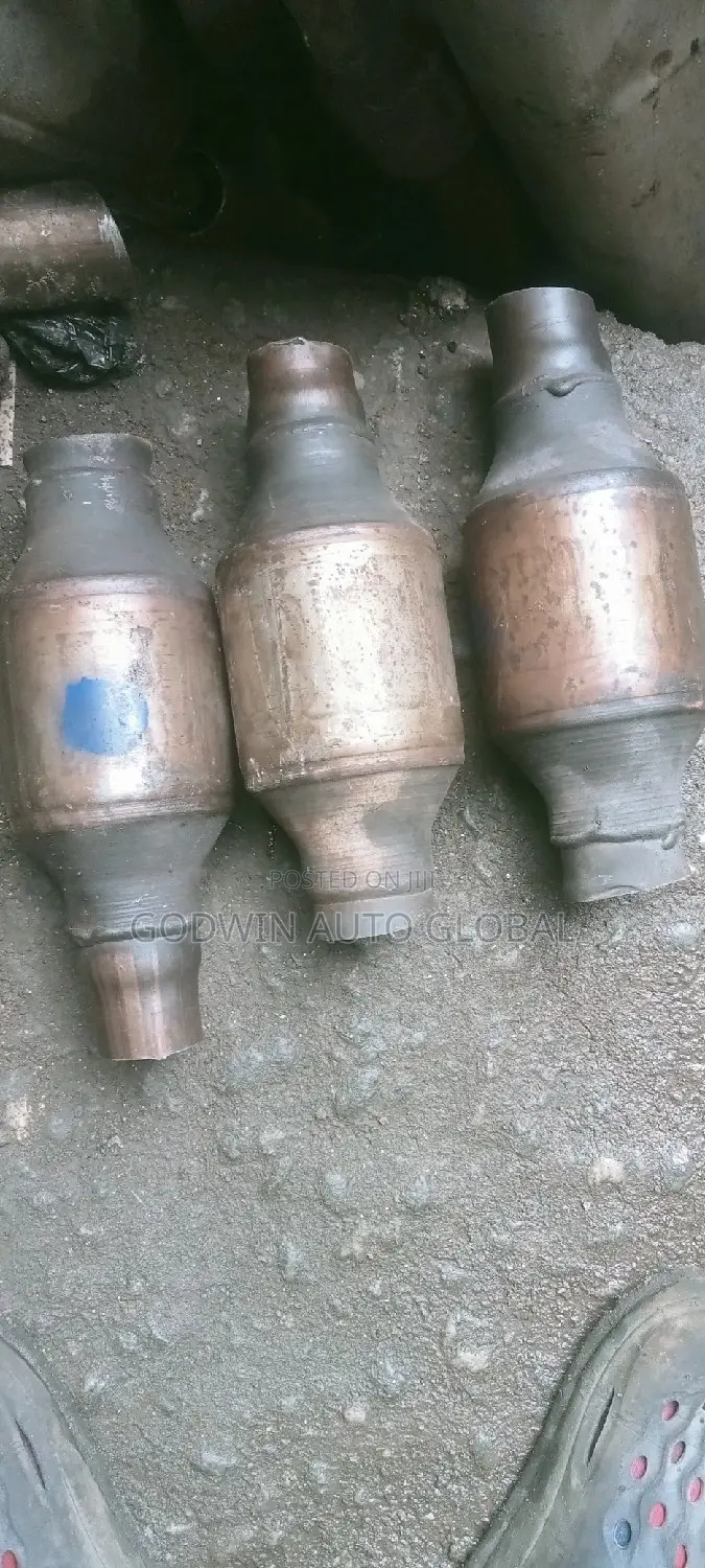 Center Catalyst Toyota RAV4 2008 Model