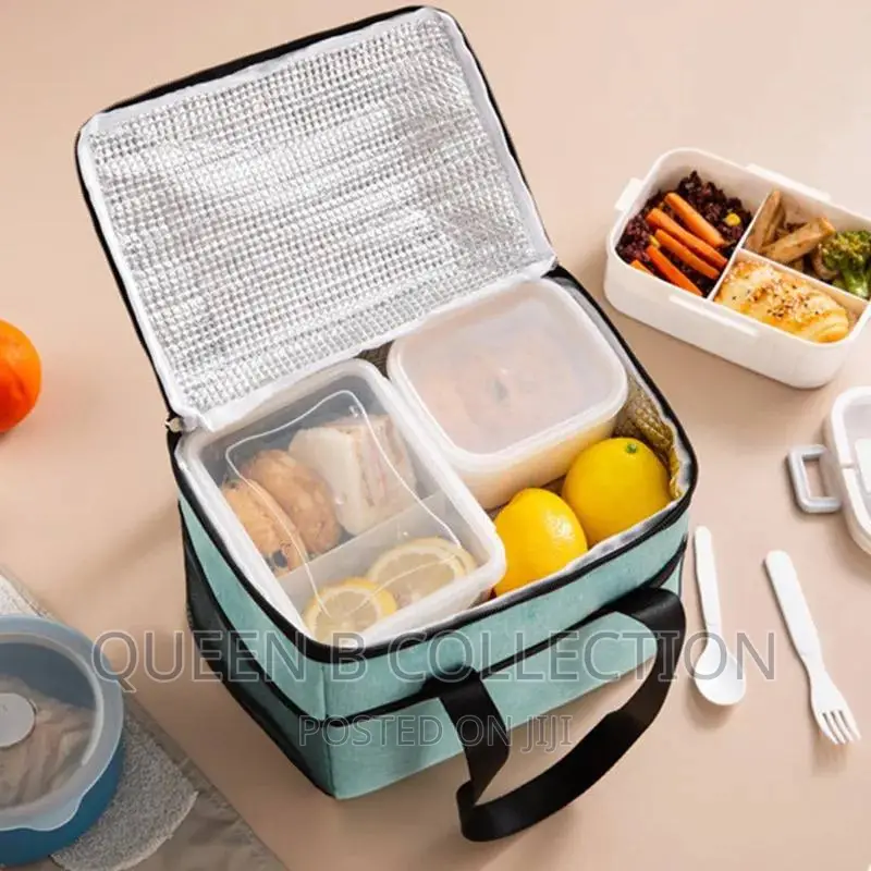 Waterproof Insulated Lunch Bag.