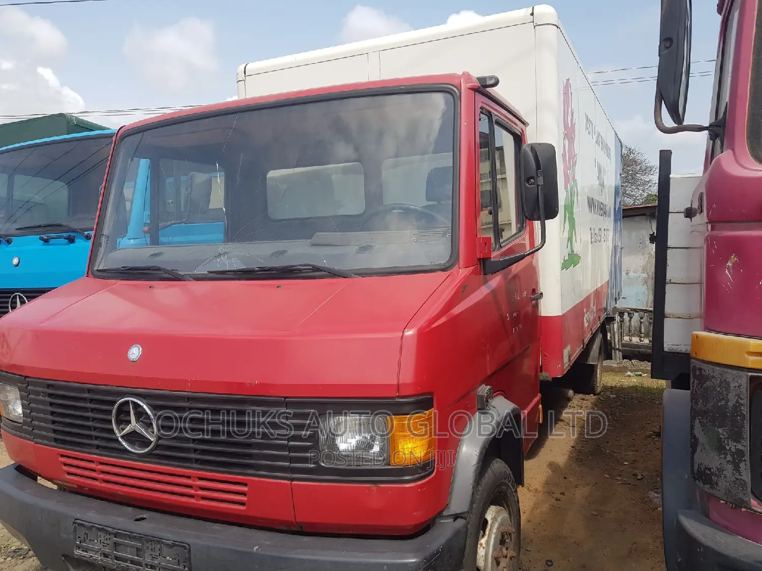 M/Benz 609 Container Body