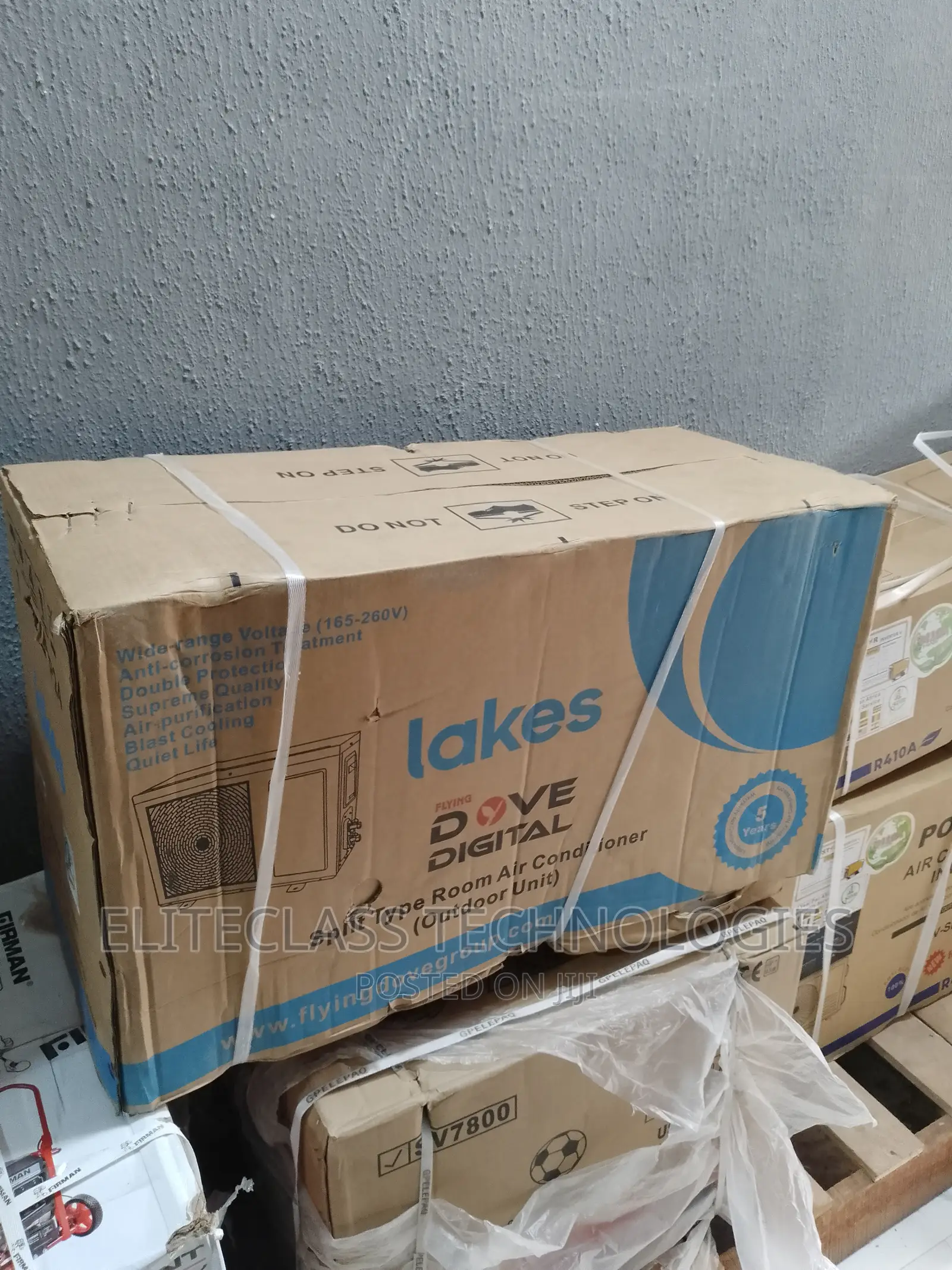 Split Outdoor/Indoor Air Conditioner (LAKS09AERO)