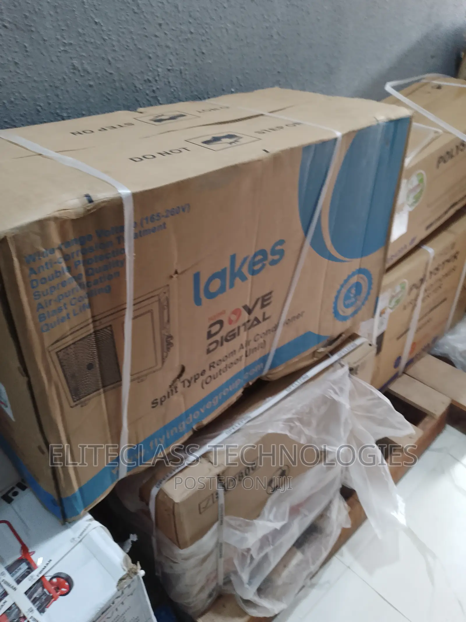 Split Outdoor/Indoor Air Conditioner (LAKS09AERO)