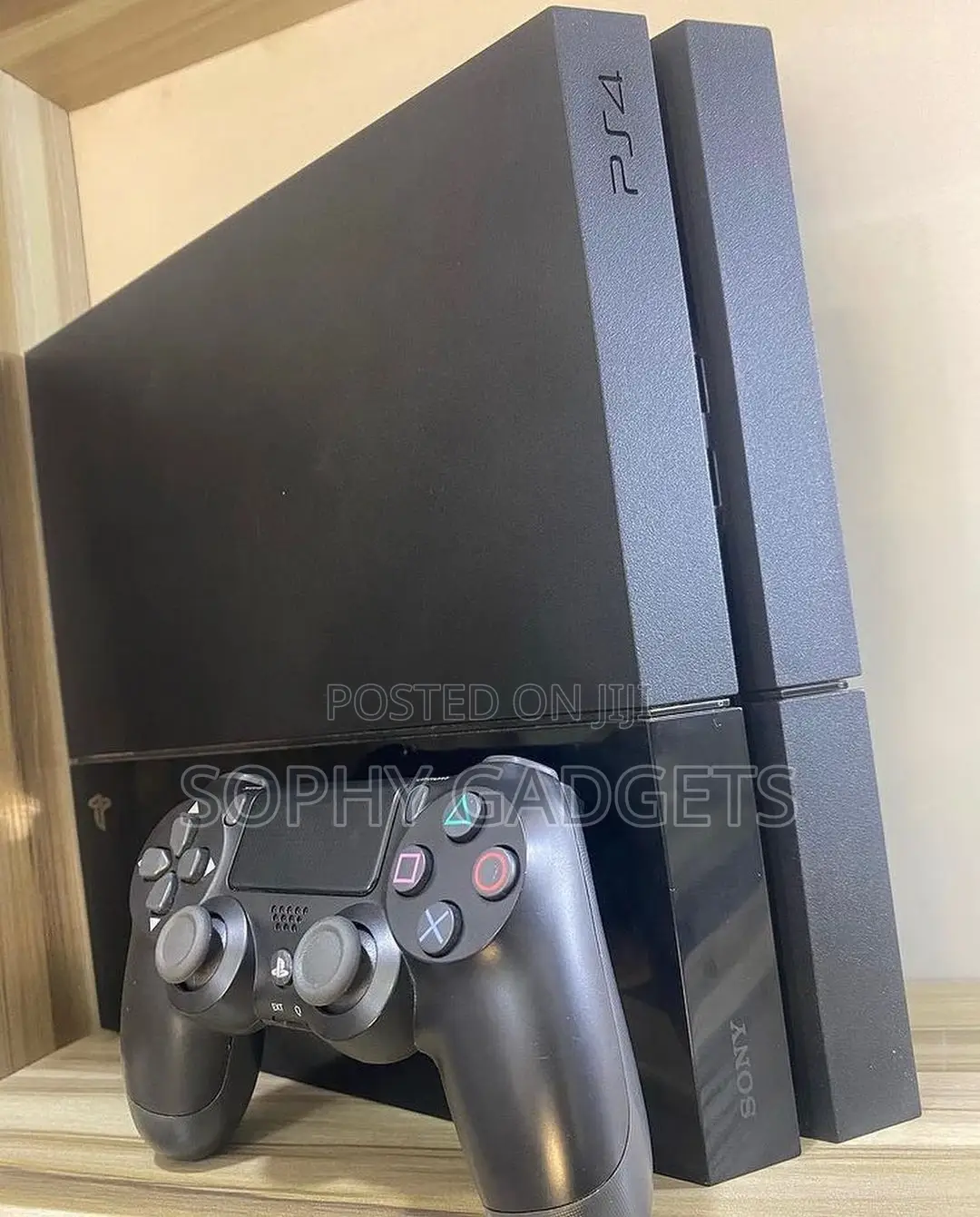 Super Neat Uk Used Ps4 Fat With 1 Pad