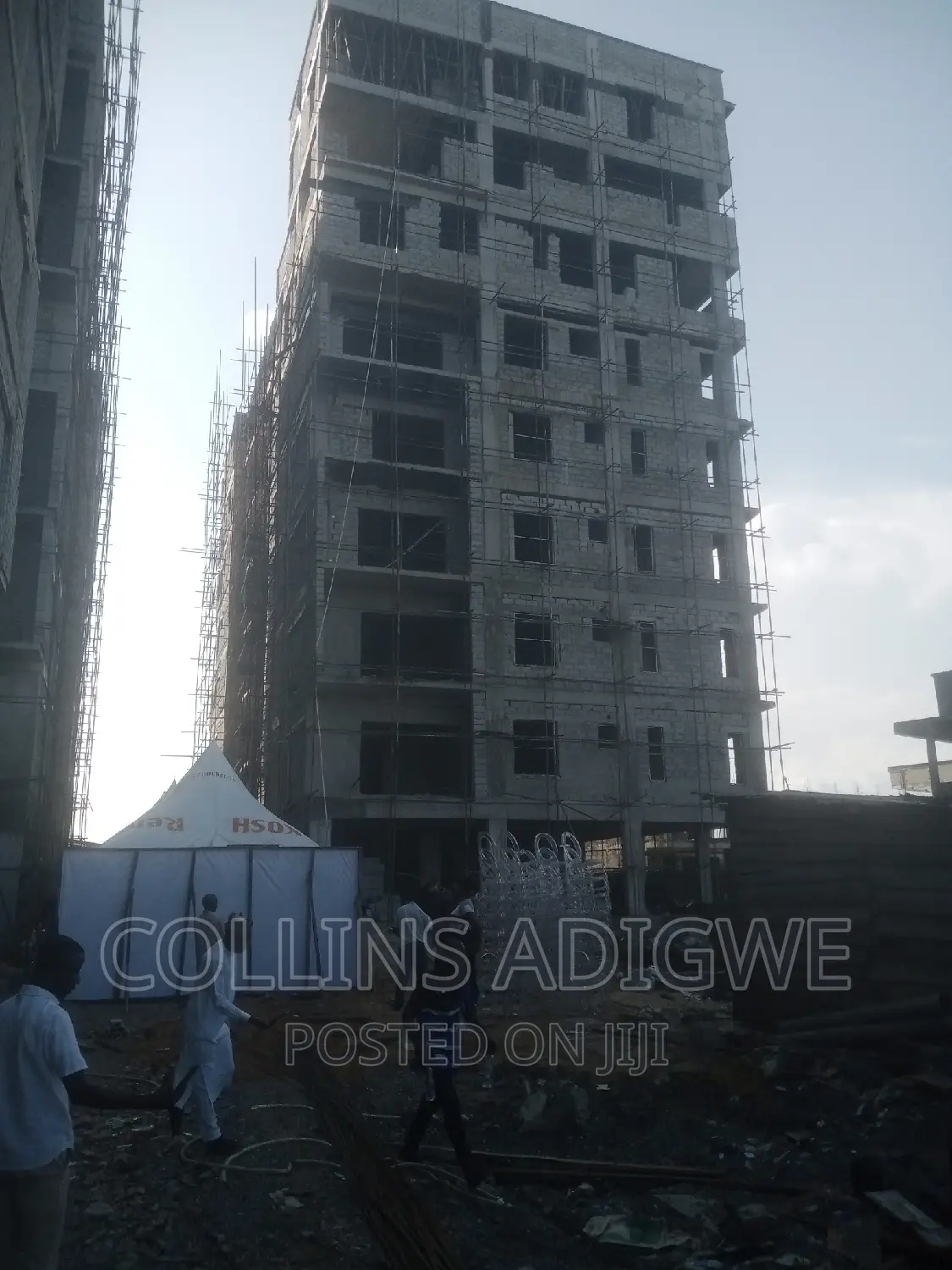 3bdrm Apartment in Freedom Way, Lekki Phase 2 for sale