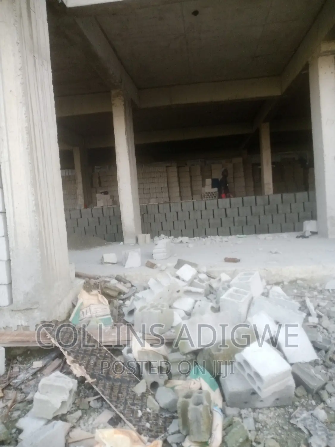 3bdrm Apartment in Freedom Way, Lekki Phase 2 for sale