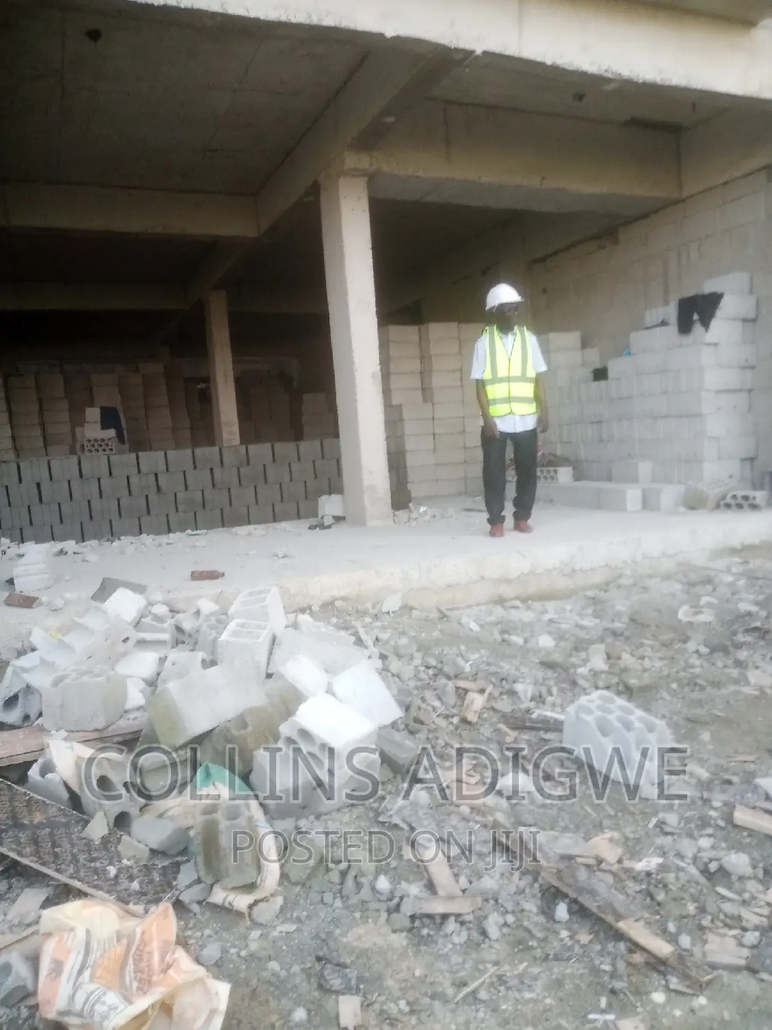 3bdrm Apartment in Freedom Way, Lekki Phase 2 for sale