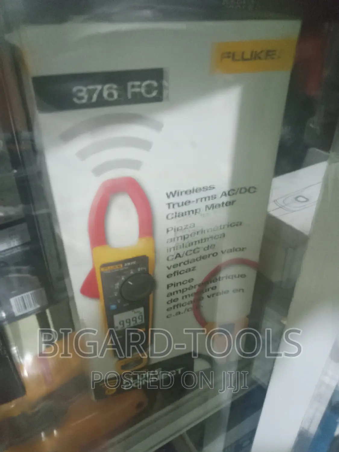 Digital Clamp Meter (Fluke 376)