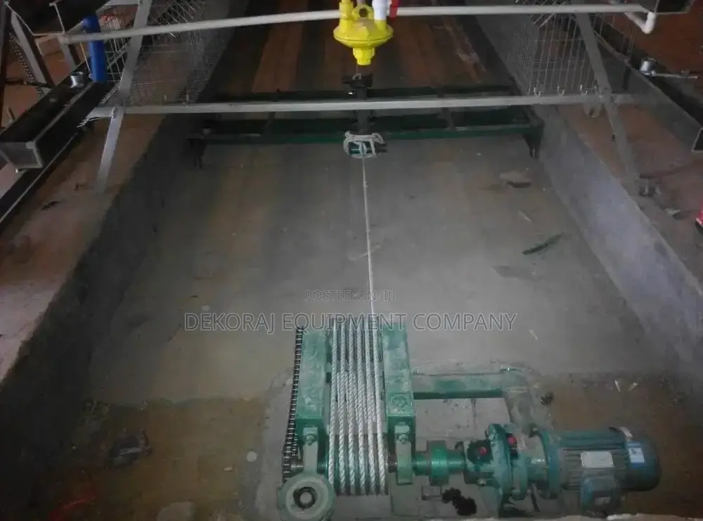 Poultry Cage Manure Scrapper Machine With 3 Blade