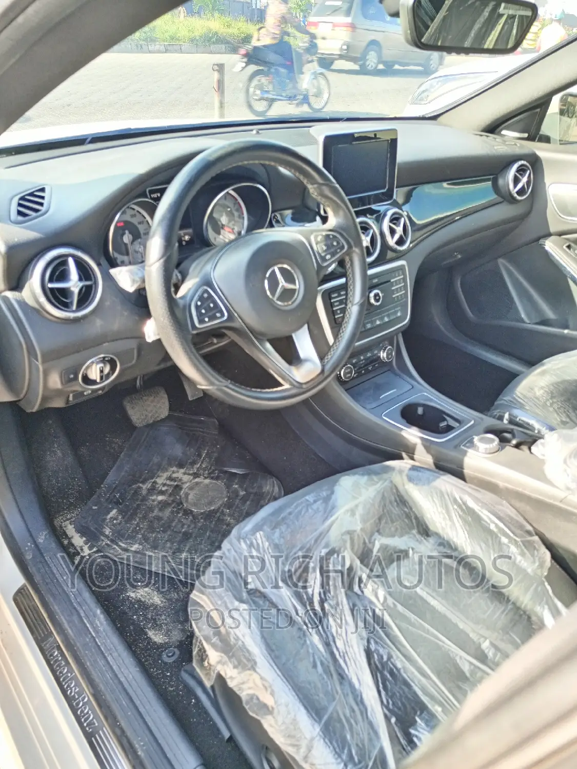 Mercedes-Benz CLA-Class 2015 White